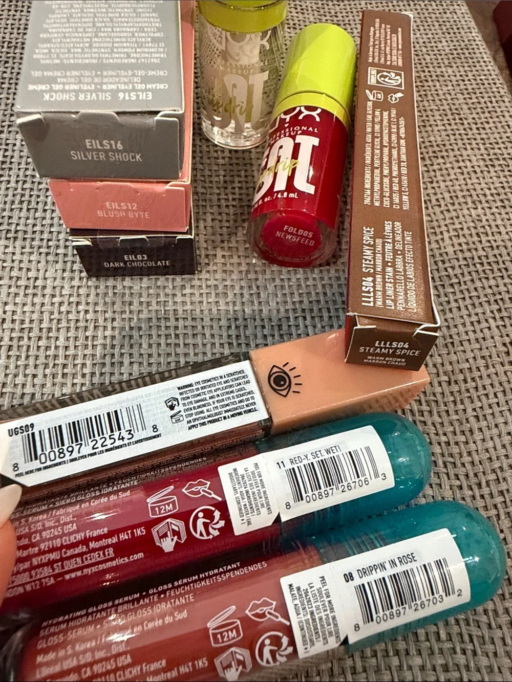 NYX professional make up bundle of liquid eyeliner lip gloss liner eyeshadow etc